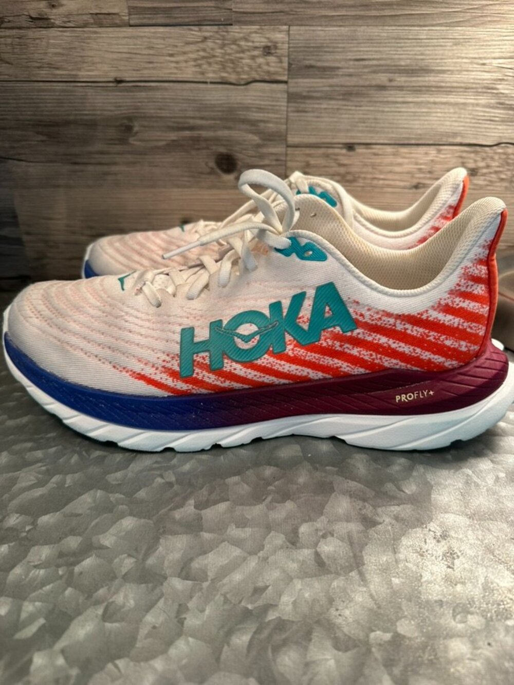 Hoka Mach 5 Women's Running Shoes Size 9.5B White Flame Mint Condition